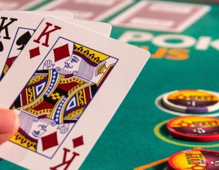 A Comprehensive Guide to 3 Card Poker